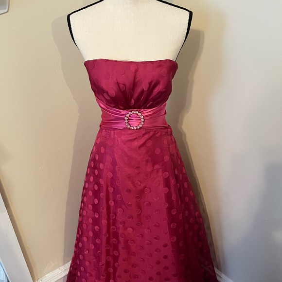 ❌SOLD❌ Y2K Formal Gown - Picture 3 of 9